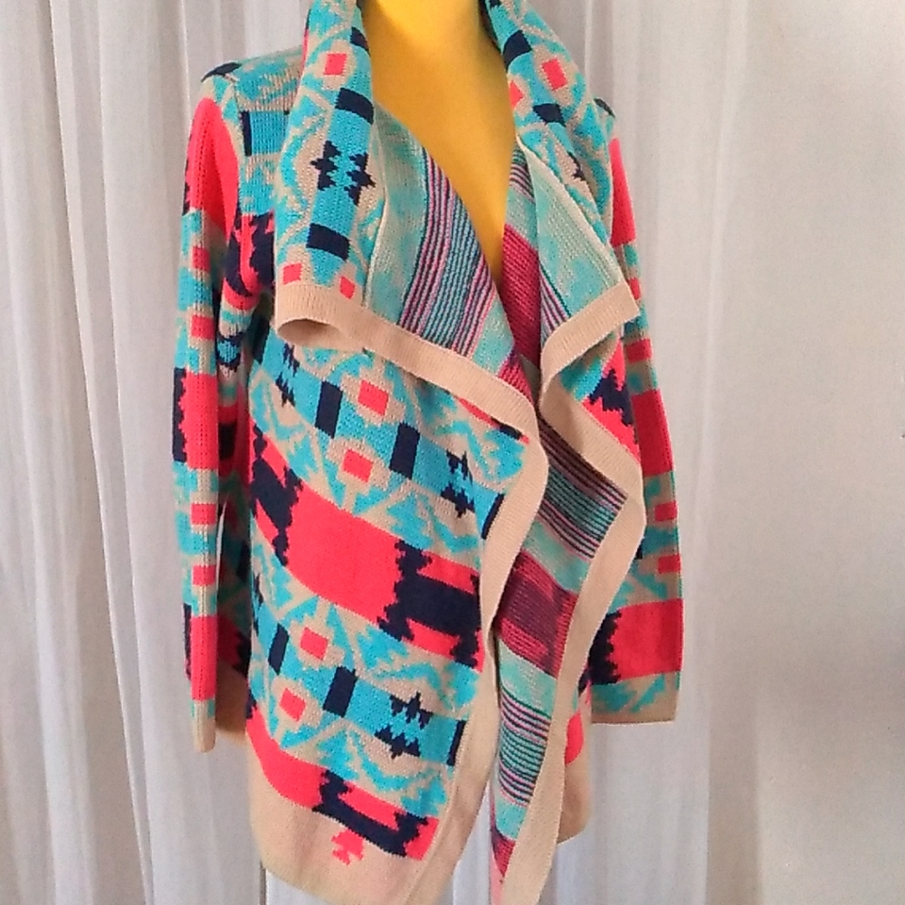 Kate Collection Sweater Size Large Multicolor Aztec Prints